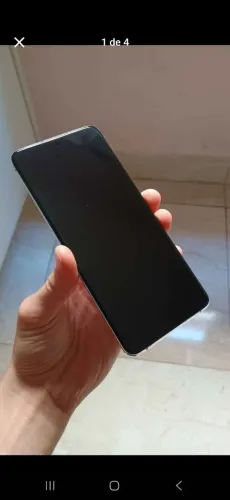 Samsung S20+ c/defeito