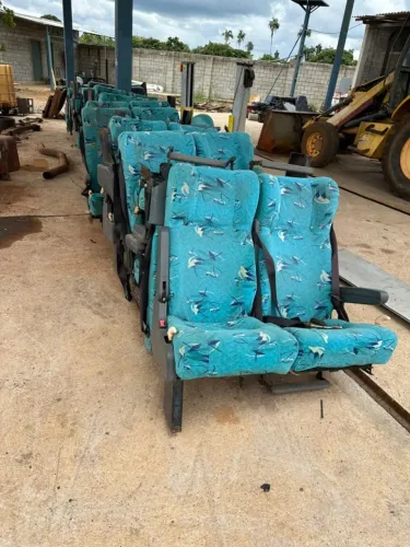 Bancada de ônibus Urbano - coletivo