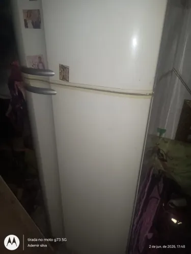 Geladeira com defeito 