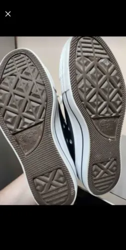 ITênis All Star Chuck em couro Cano Curto TAM 36.