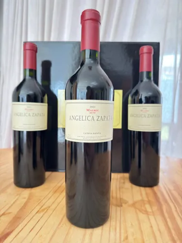 Vinho Angélica zapata