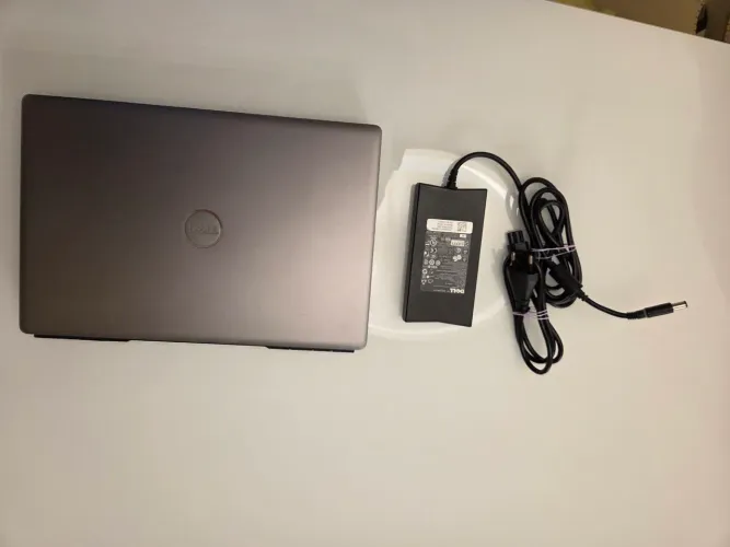 Dell Precision 7550 Workstation Core i7 | NVIDIA Quadro T1000 | 16GB | SSD NVMe 512GB