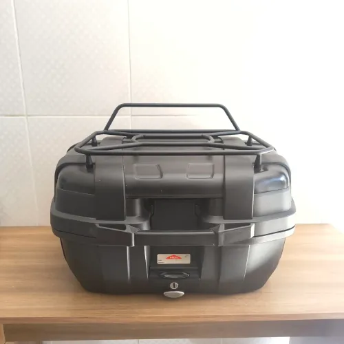 Baú Givi top case Givi trekker