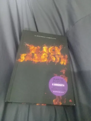 Livro Black Sabbath Destruição Desencadeada