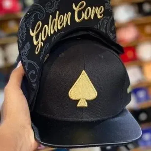 Boné Golden Core mcd