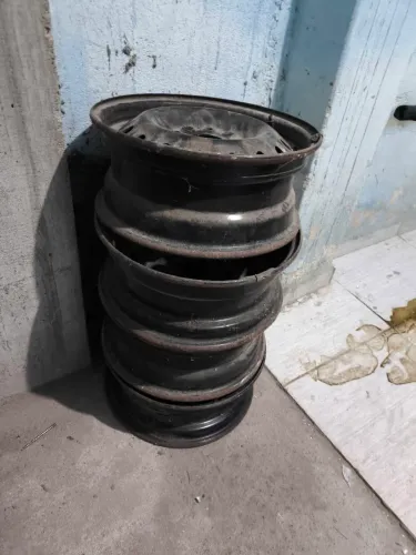 Rodas de ferro, aro 13.