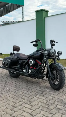 Harley-Davidson Road King 2013 Custom Black
