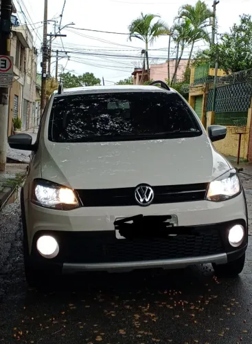 Volkswagen Crossfox I Motion 1.6 MI T. Flex 8V 5P 2014