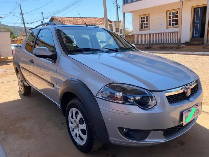 Fiat Strada Trekking 1.6 16V Flex CD 2015