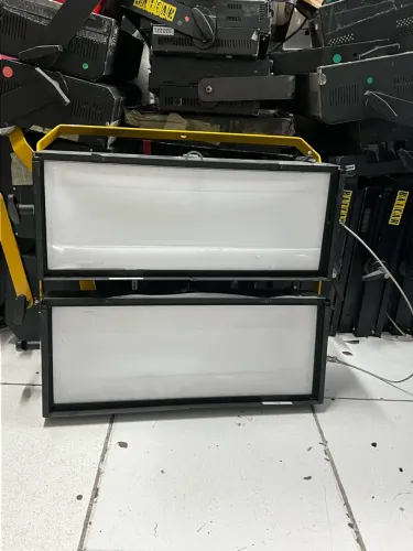 12 Refletores Profissionais De Sisti DE-LUX-2 - Venda no Estado