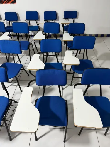 Cadeira sala de aula