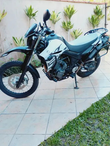 XT 660 R ano 2015 com 15000 kms moto rara com está KILOMETRAGUEM