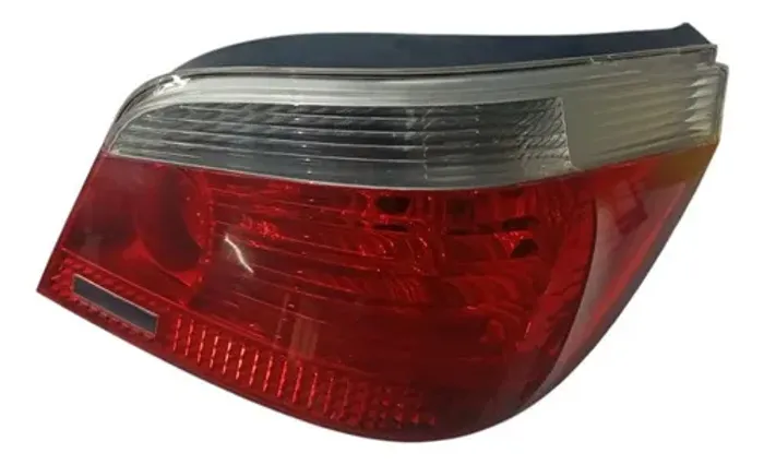 Lanterna Traseira BMW 530i 06 07 Lado Passageiro Direito