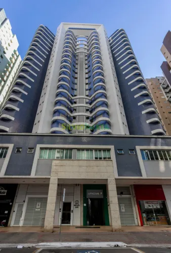 EXCELENTE APARTAMENTO DE 02 QUARTOS SENDO 01 SUÍTE PARA MORAR NA ZONA 07.