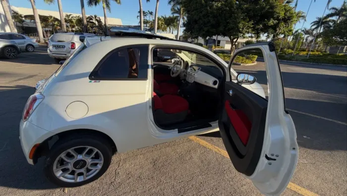 Fiat 500 Cult 1.4 Flex 8V EVO Mec. 2013