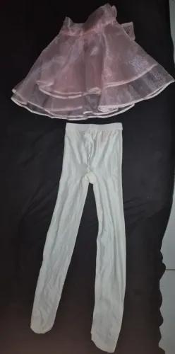 SAIA PARA BALÉ + MEIA R$10,00