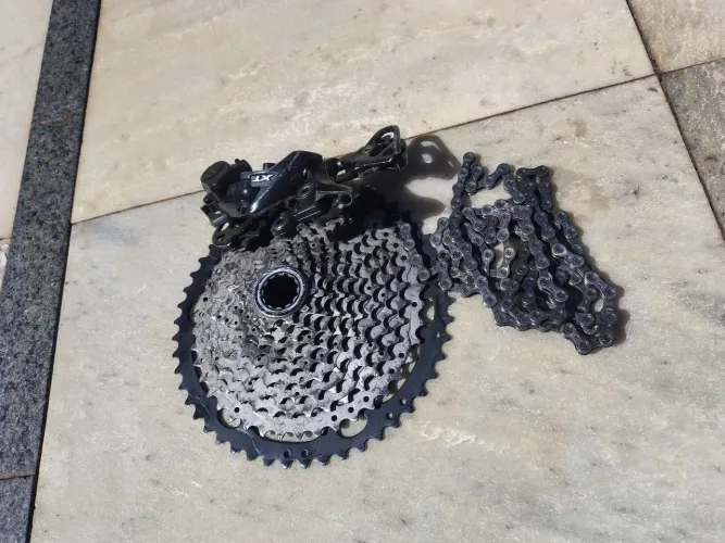 Câmbio Shimano deore XT 11v + K7 absoluto 11/50