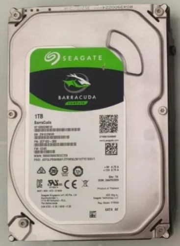 - HD sata Seagate Barracuda 1TB