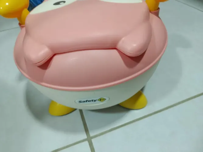 Vendo troninho