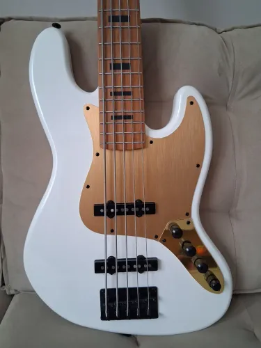 Baixo Strinberg JBS155 Signature Aninha Deleones