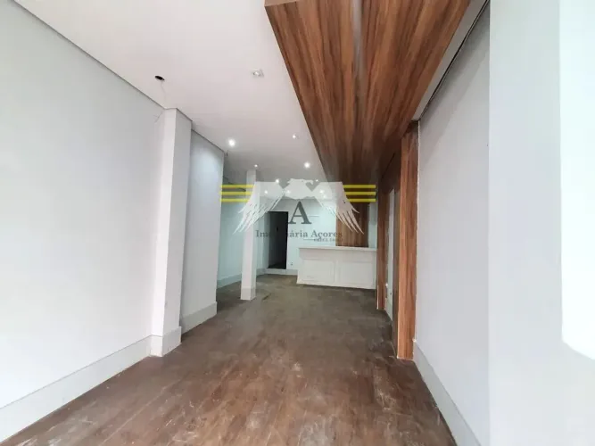 Visibilidade + Crescimento! Salão de 100m² com 1 Banheiro e Localizado à Apenas 290m do Me
