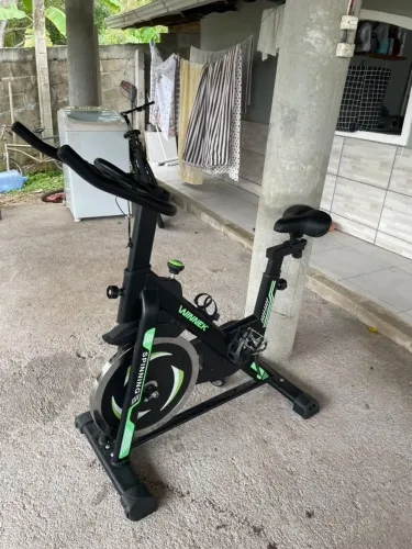 bicicleta ergometrica, pouco tempo de uso