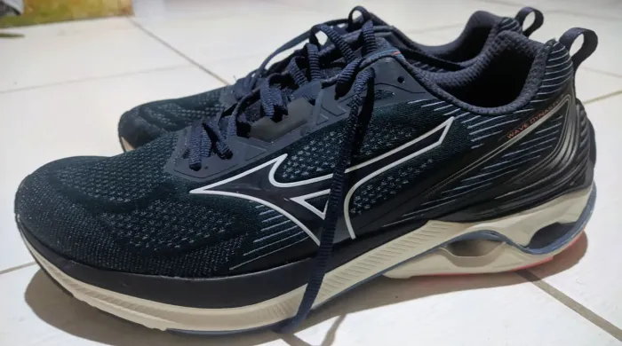 Tênis Mizuno Wave Dynasty 7 (n°42)
