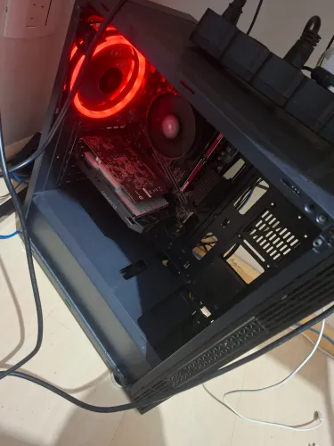 PC Ryzen 5 + 24GB RAM, vendo ou troco por notebook