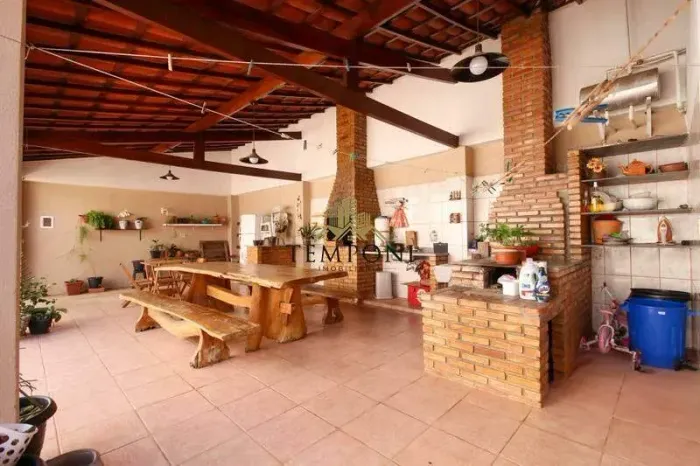 Casa à venda, 5 quartos, 1 suíte, 5 vagas, Planalto - Belo Horizonte/MG