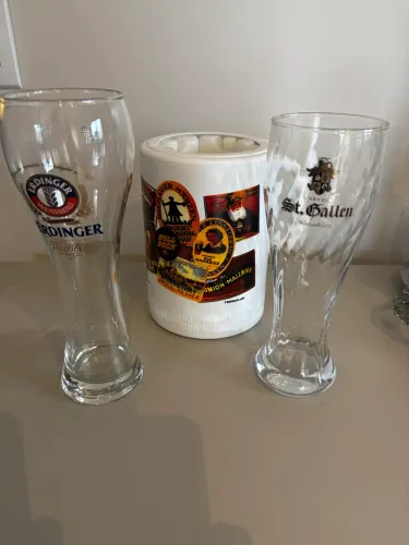 Cooler para Cerveja e 2 copos grandes