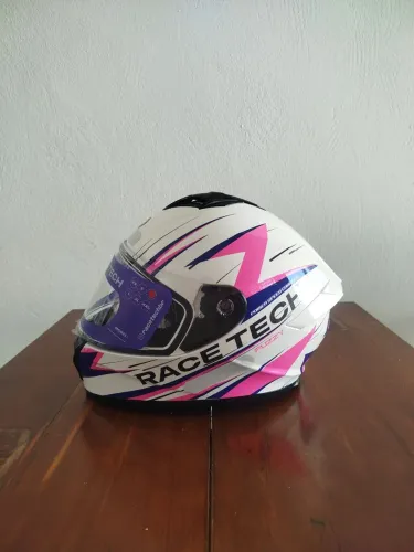 CAPACETE RACE TECH 
