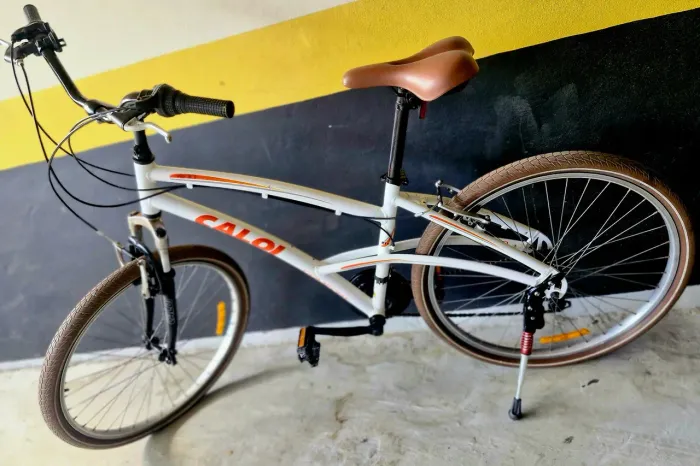 Bicicleta Caloi 400 Comfort Aro 26 com 21 marchas