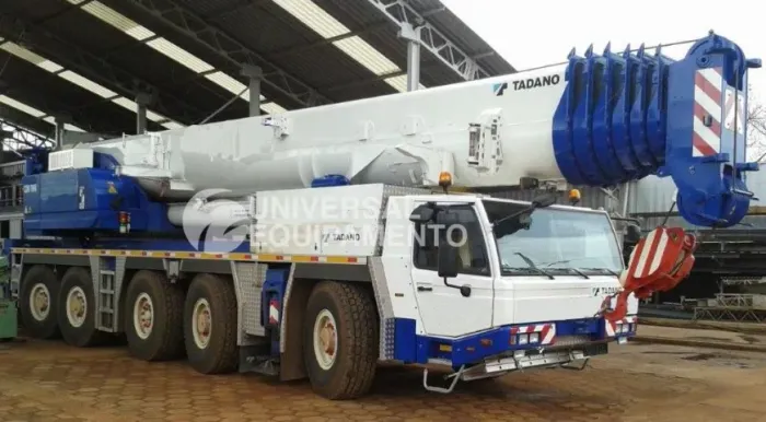 Guindaste - TADANO ATF 220G-5 Ano de Fabricação: 2021