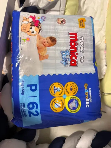 Kit contendo 3 pacotes de Fraldas descartáveis turma da Mônica , 186 fraldas.