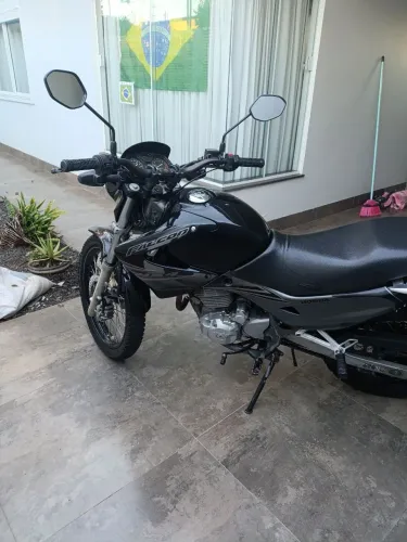 Vendo Falcon 2008 preta linda