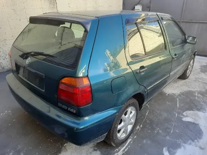 Golf 2.0 GLX 1997 Fluxo Cruzado - SUCATA para retirada de peças -Desmanche Credenciado
