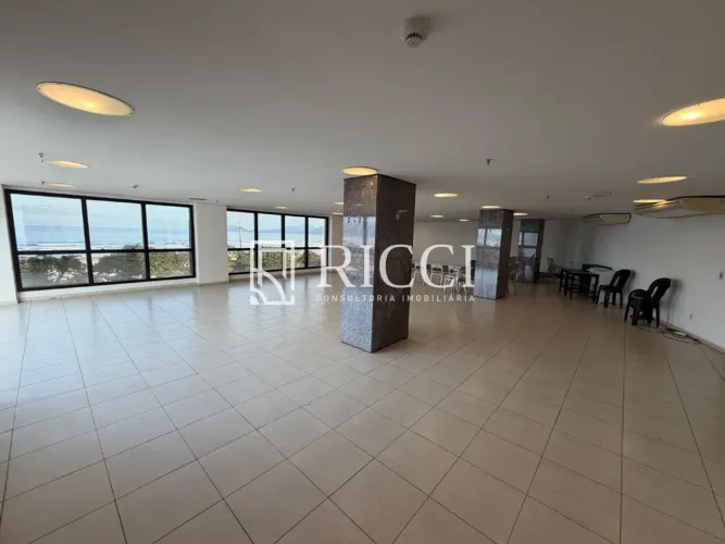 Sala de Alto Padrão para Venda ou Locação no Boqueirão, Santos-SP: 1 Sala, 4 Banheiros, 1 