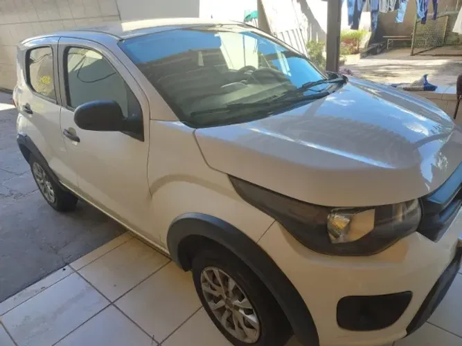 Fiat Mobi Like 1.0 Fire Flex 5P. 2022