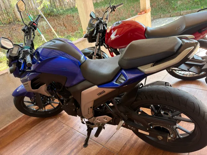 Fazer 250