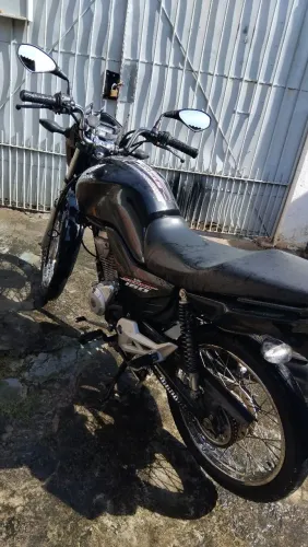 Troca moto em veículo carro