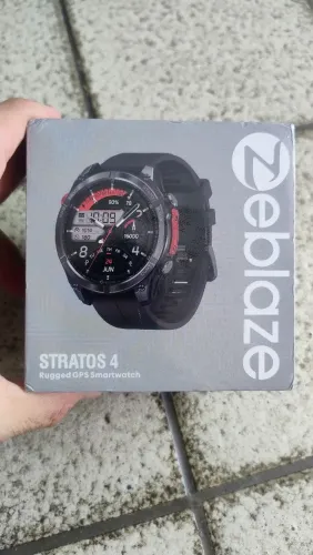 Relógio GPS integrado, bússola e a prova d'água