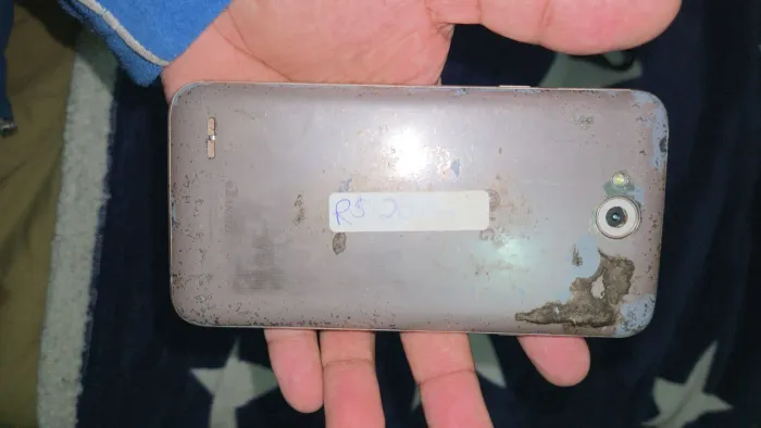 Celular para retirada de peças