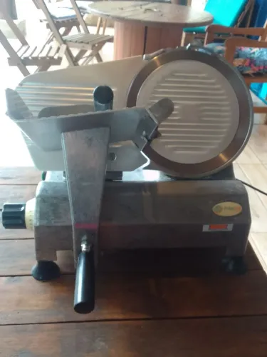 Cortador de frios