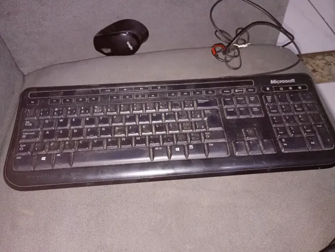 Teclado Microsoft Keyboard 600