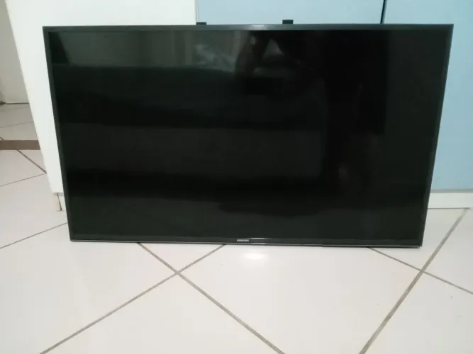 Tv samsung smart 42 polegadas com defeito
