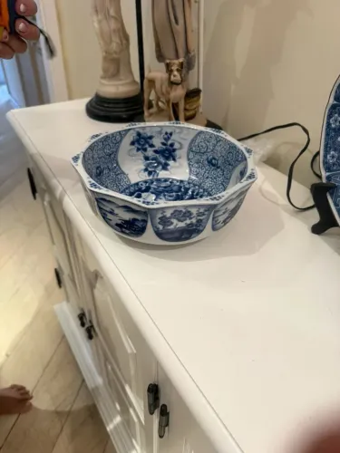 Centro de Mesa Oriental em Porcelana Azul e Branca 26cm - Peça Decorativa Vintage
