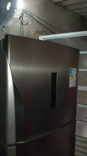 Geladeira Panasonic 387 litros seminova