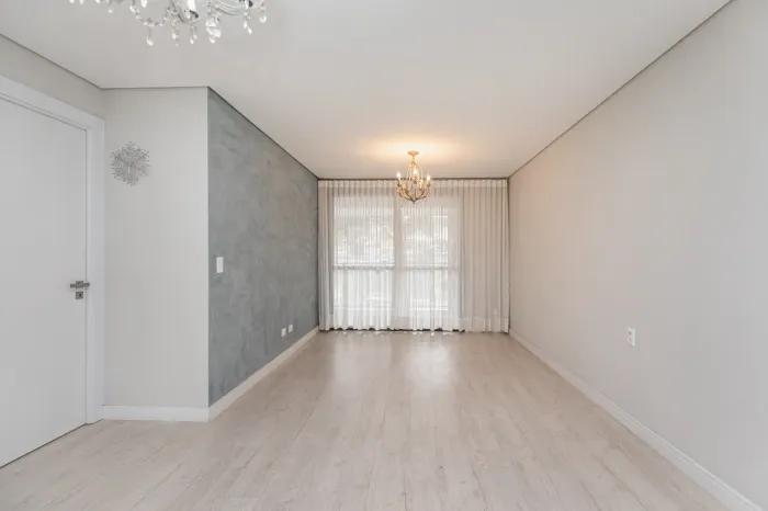 Apartamento à venda com 3 quartos no Juvevê em Curitiba