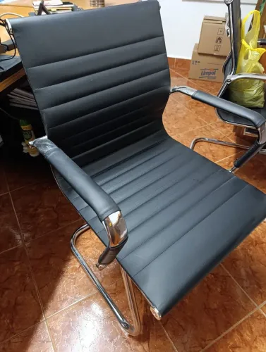 02 cadeiras escritorio