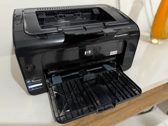 Impressora HP 1102w P&B